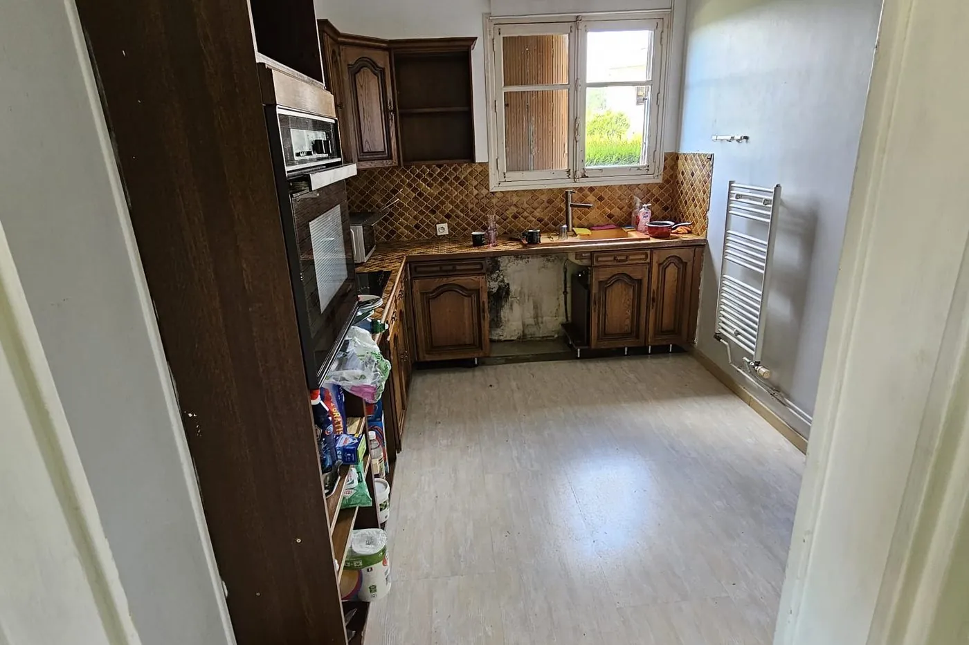 Logan Da Costa, artisan LDS Renov sur un chantier à Vallauris